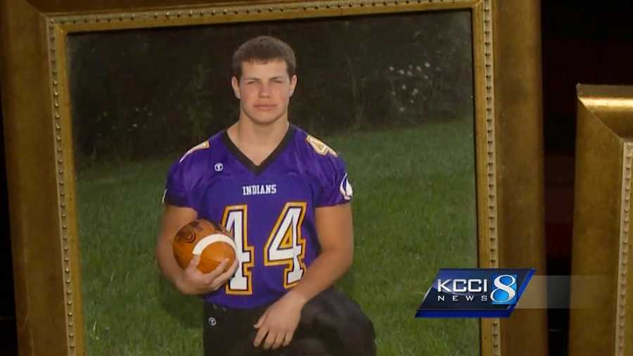 The news that former Hawkeye Tyler Sash had the degenerative brain disease CTE at the time of his death has raised new questions about the safety of players on the football field. Tonight at 10: A life cut short by CTE