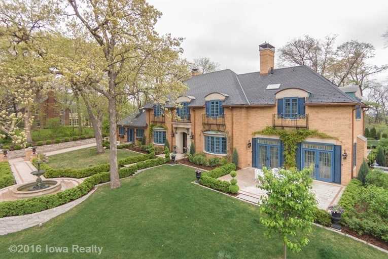 Peek inside iconic Des Moines mansion