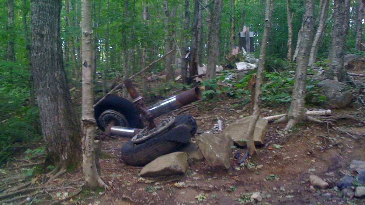 Photos Seat from 1963 B52 crash discovered