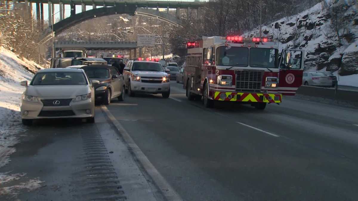 Photos Fatal rollover crash on Parkway East