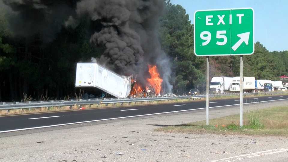 95 nc crashes crash interstate wral three shutdown killed series fiery