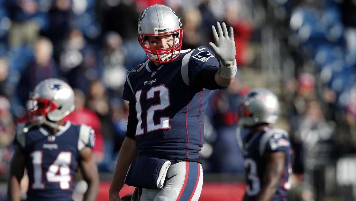 Report: Tom Brady will play in 2018, seeking new contract