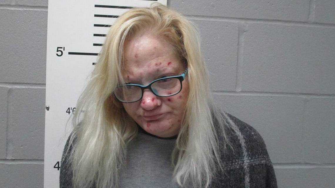 Mother accused of stealing painkillers prescribed for her dying daughter