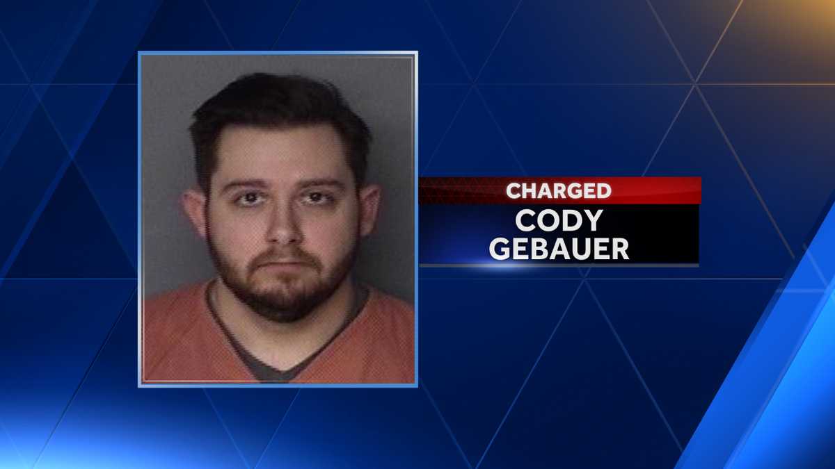 Police arrest man they say stole shotguns from Walmart - KCCI Des Moines