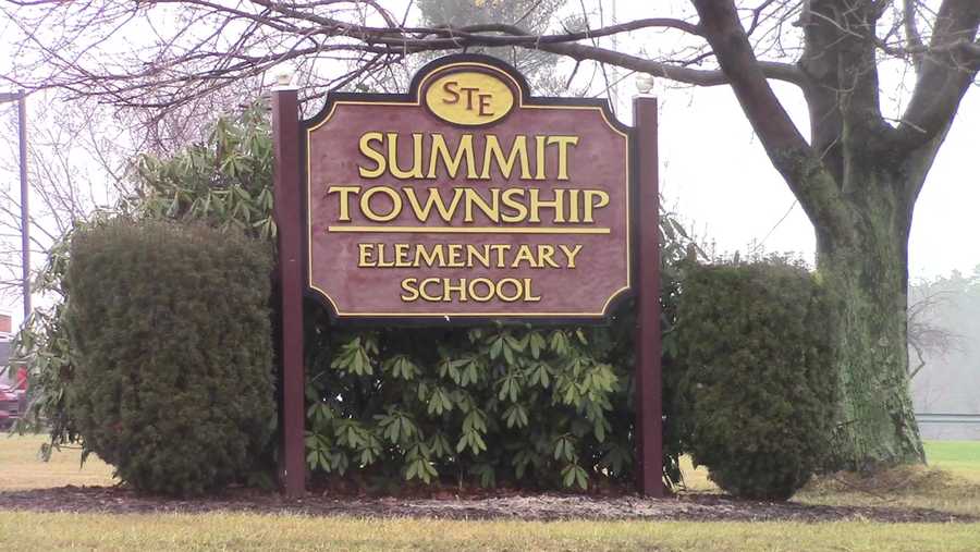 E. coli found in Summit Elementary well water; classes canceled all week