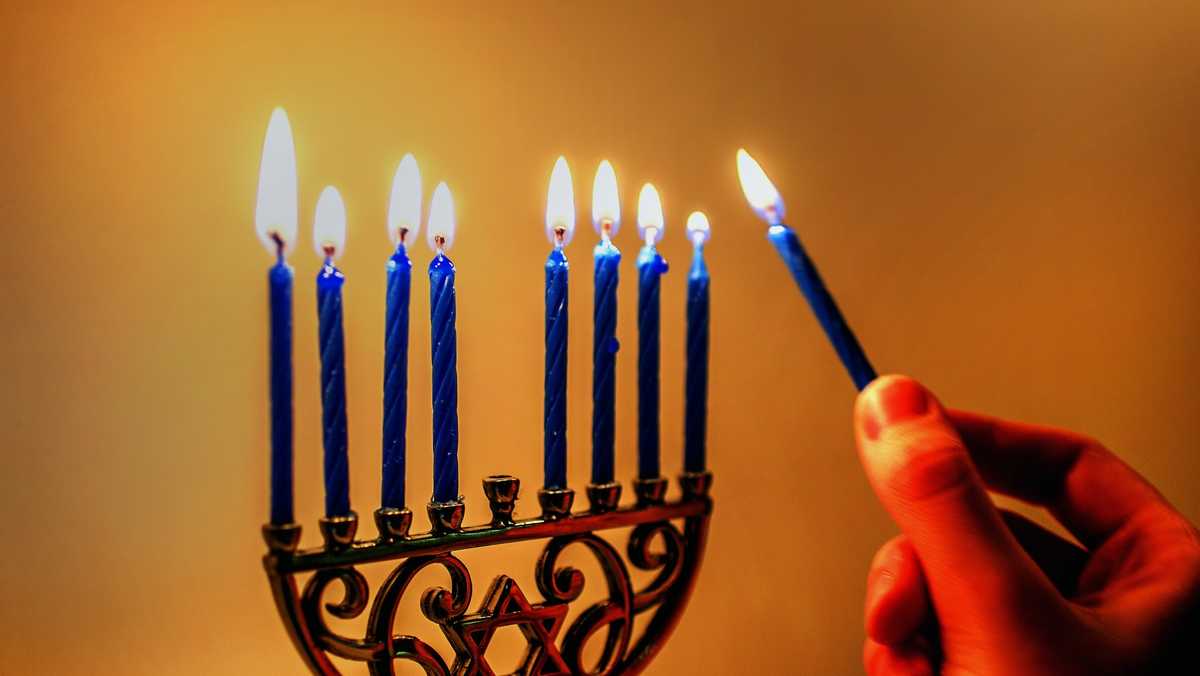 Menorahs on ice: Celebrate Hanukkah with the Cincinnati Cyclones - WLWT Cincinnati
