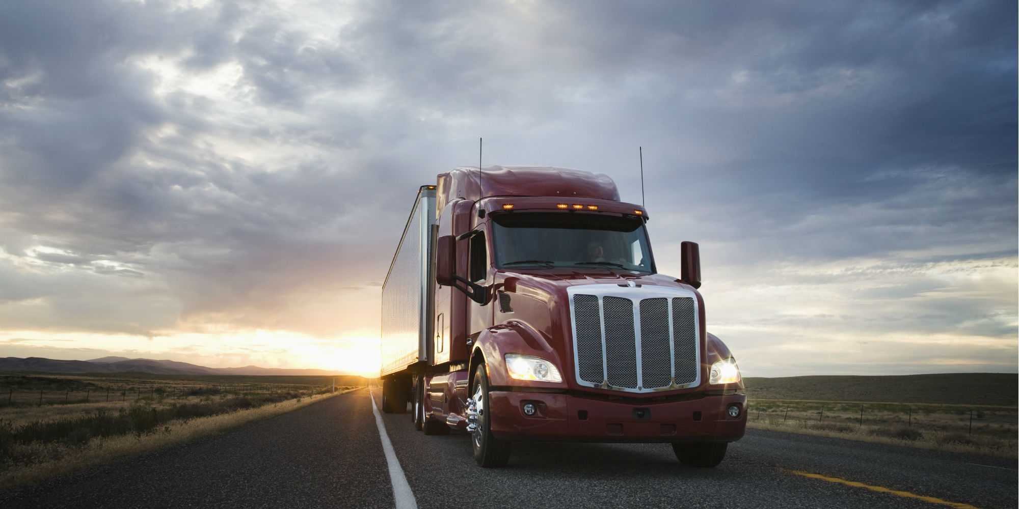 A veteran truck driver explains why you should never drive alongside a truck