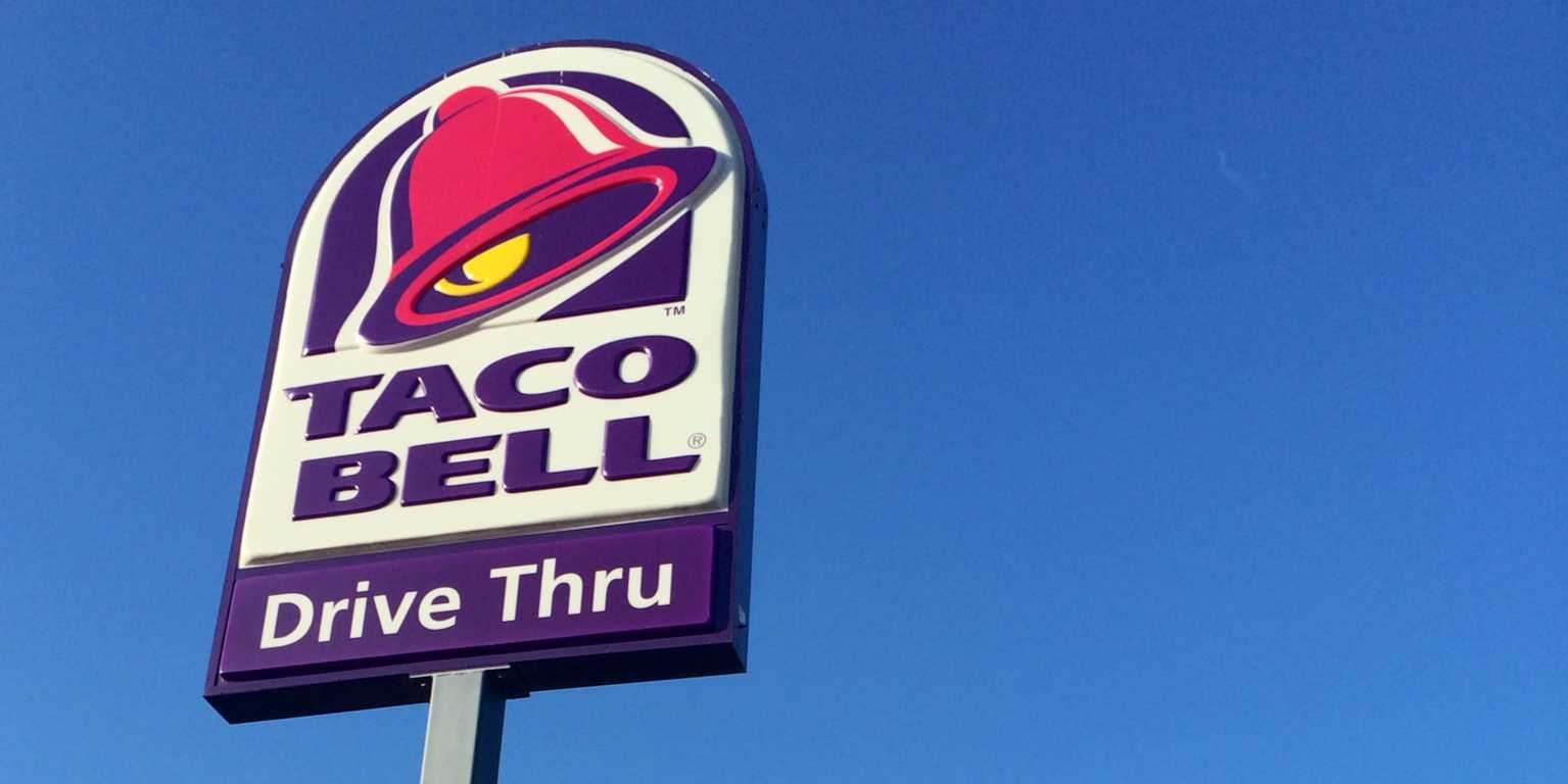 Joke vigil for burned Taco Bell draws more than 100
