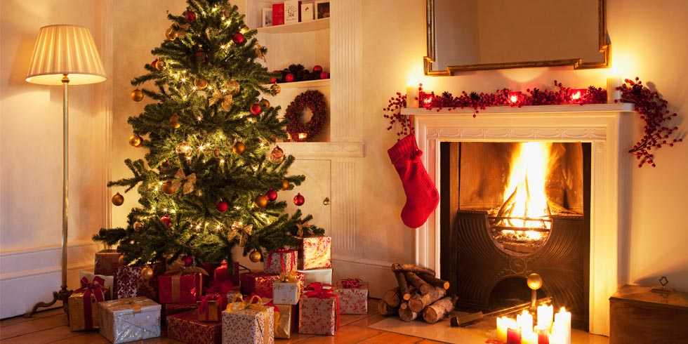 Putting your holiday decorations up early could make you happier