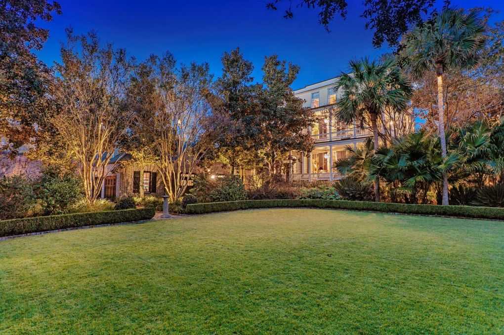 Dream House of the Week: One of Charleston's most historic mansions