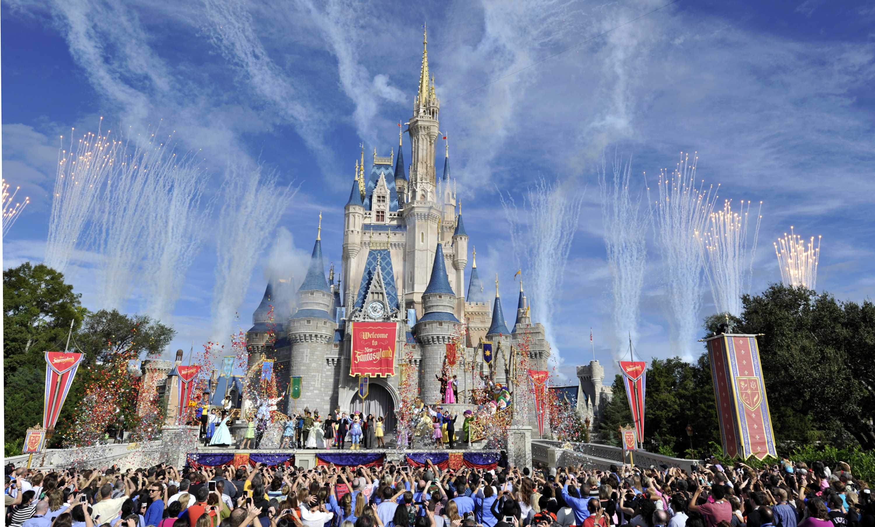 You can now visit Disney parks using Google street view