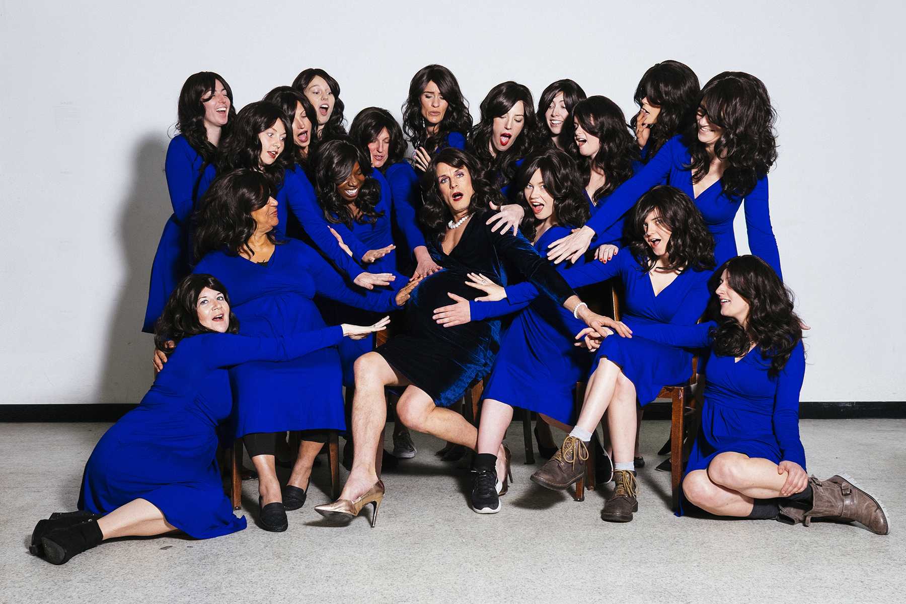 A Kate Middleton choir exists where they all dress up as the Duchess of Cambridge