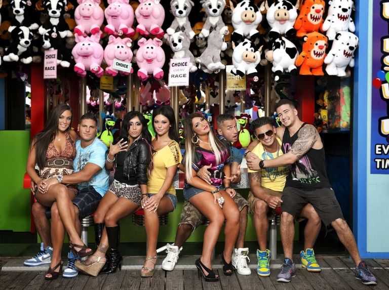 All the proof the 'Jersey Shore' cast might be filming a reunion