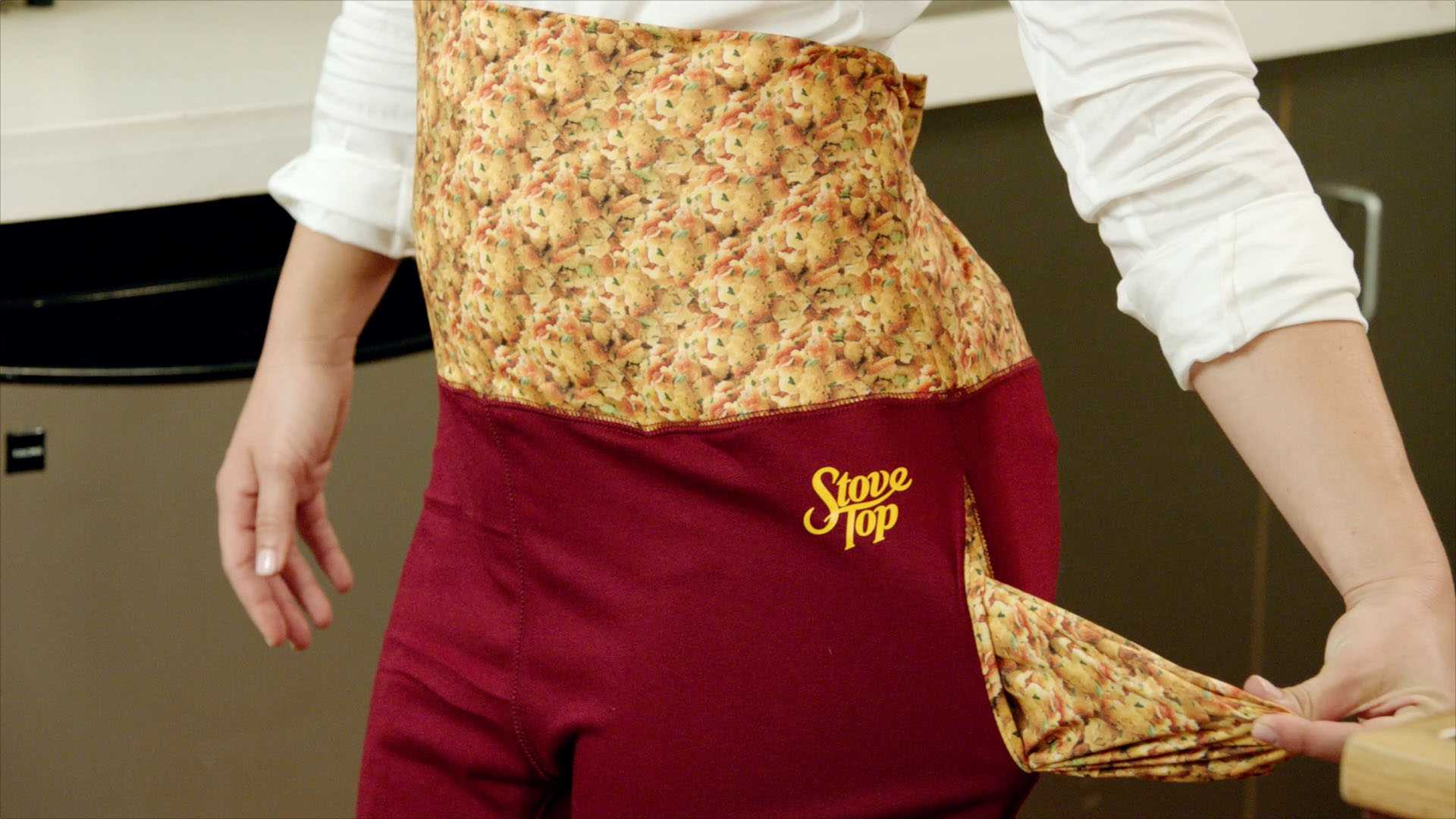 These sweatpants are the ultimate Thanksgiving 'eating pants'