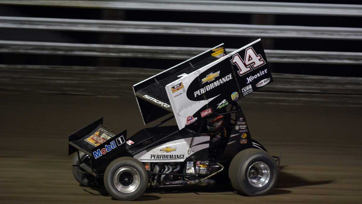 tony stewart sprint car crash must see photos tony stewart injured in sprint car crash tony stewart sprint car crash must see photos tony stewart injured in sprint car crash