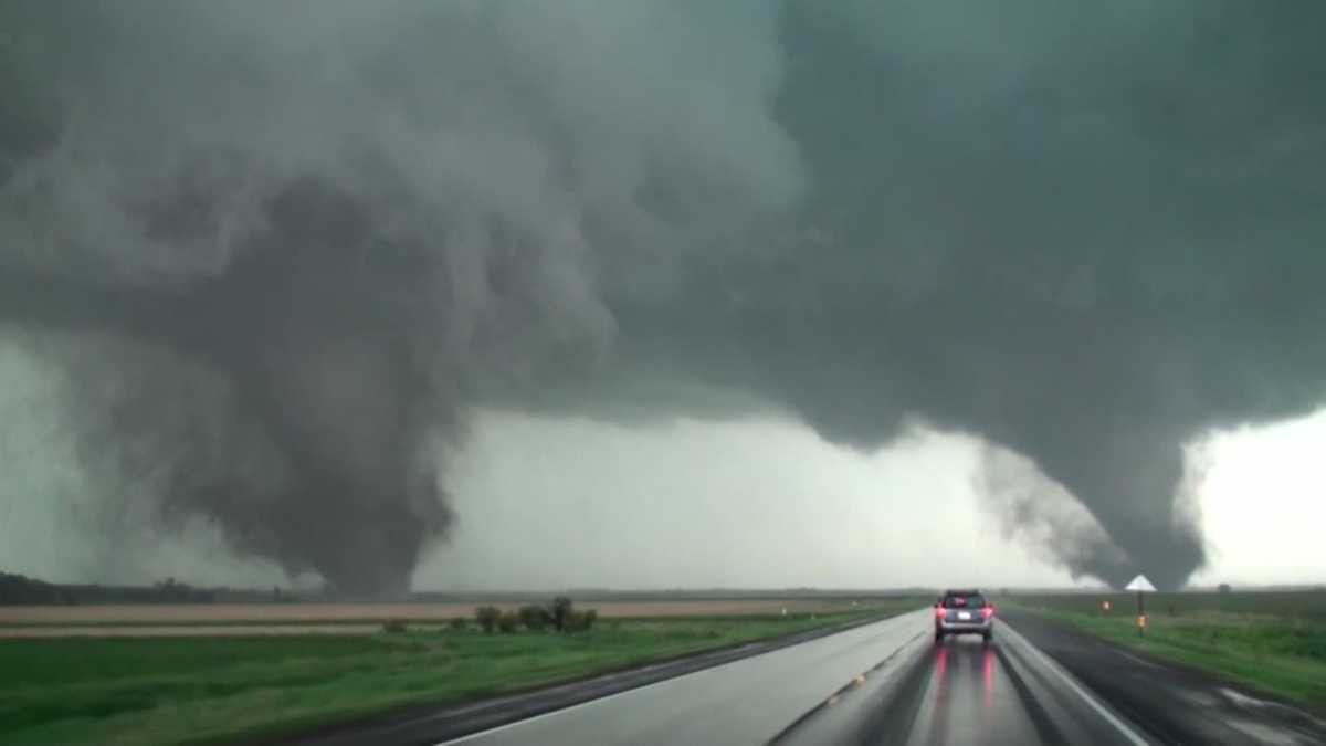 Iowa storm chasers capture twin tornadoes hitting town
