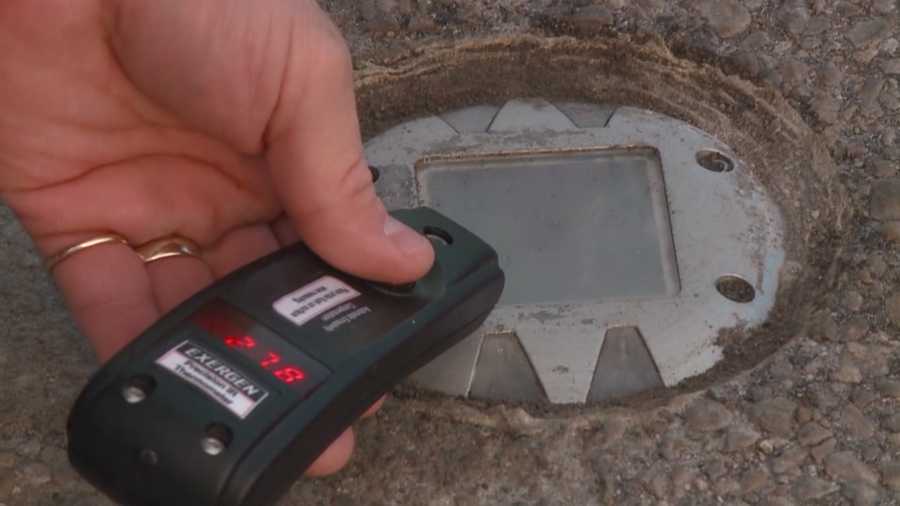 Iowa DOT tests tool to prevent accidents on slick roads Iowa DOT tests tool to prevent accidents on slick roads