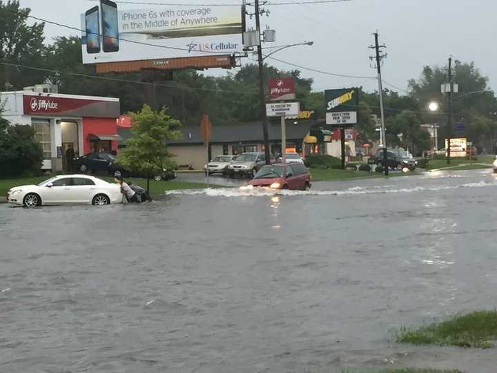 PHOTOS: Metro Des Moines flash flooding on major roads