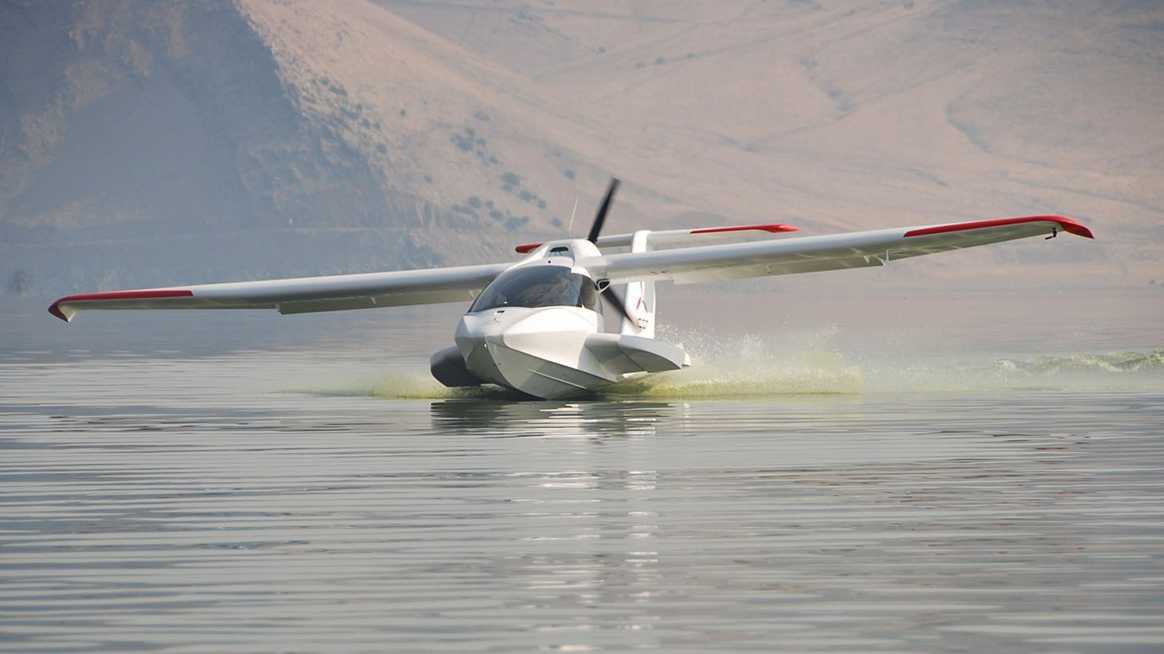 Photo ICON A5 amphibious aircraft