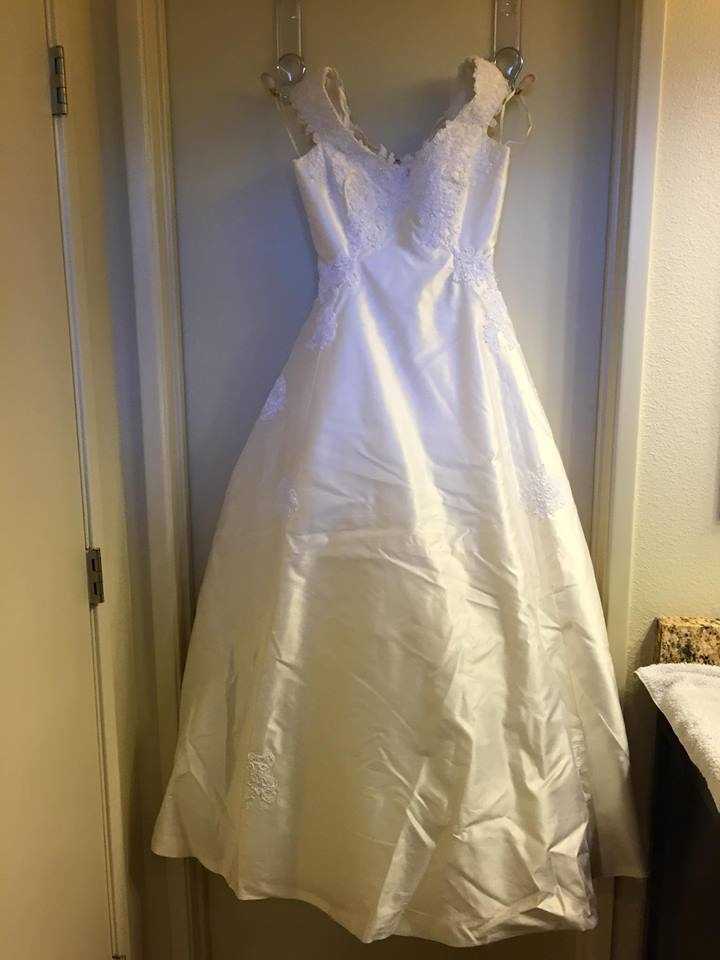 Photos: NorCal project turns wedding gowns into burial gowns