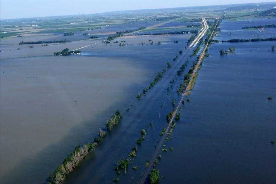 Photos Incredible View Of 2011 Missouri River Flooding   14426014 14426014 