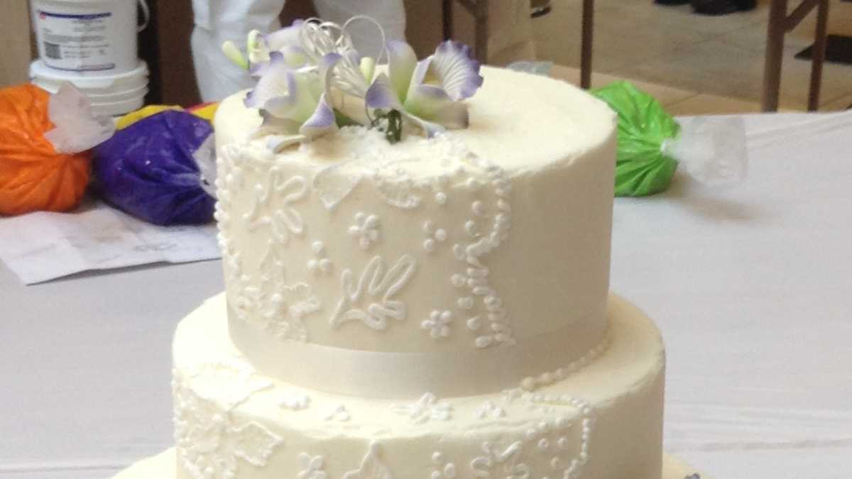 Photos HyVee cake decorators compete in Omaha