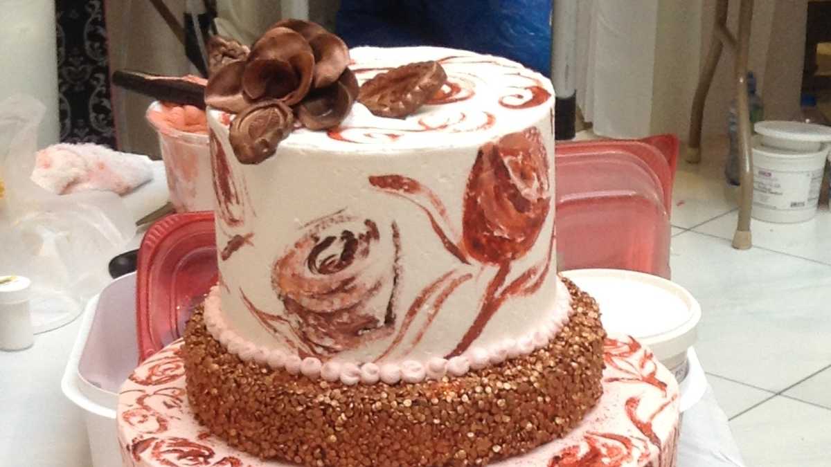 Photos HyVee cake decorators compete in Omaha