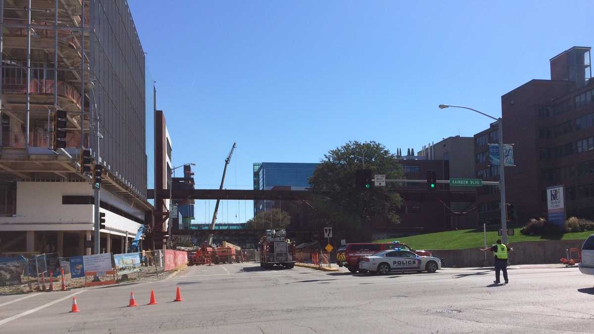 Gas line break prompts evacuation of two KU Med school ...