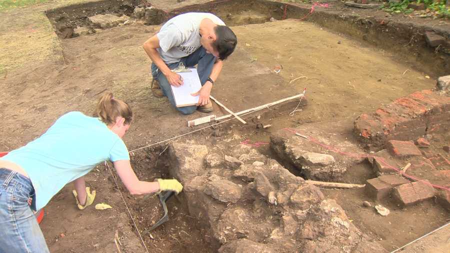 Archaeology dig finds centuriesold slave quarters