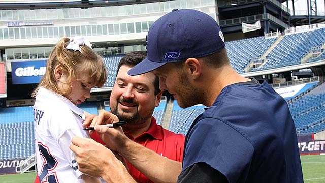 Tom Brady's very special hug