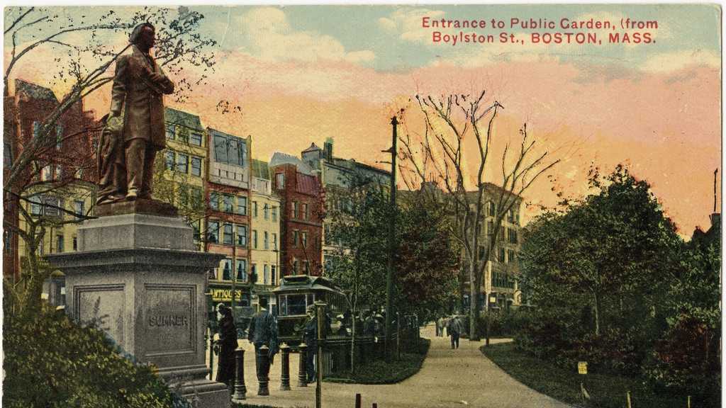Vintage postcards look back at Boston