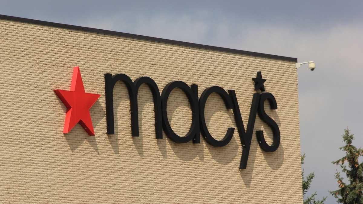 Macy's to open first 4 test offprice stores
