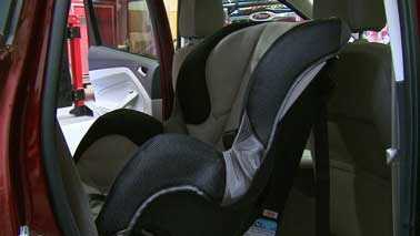State lawmaker wants to change car seat law
