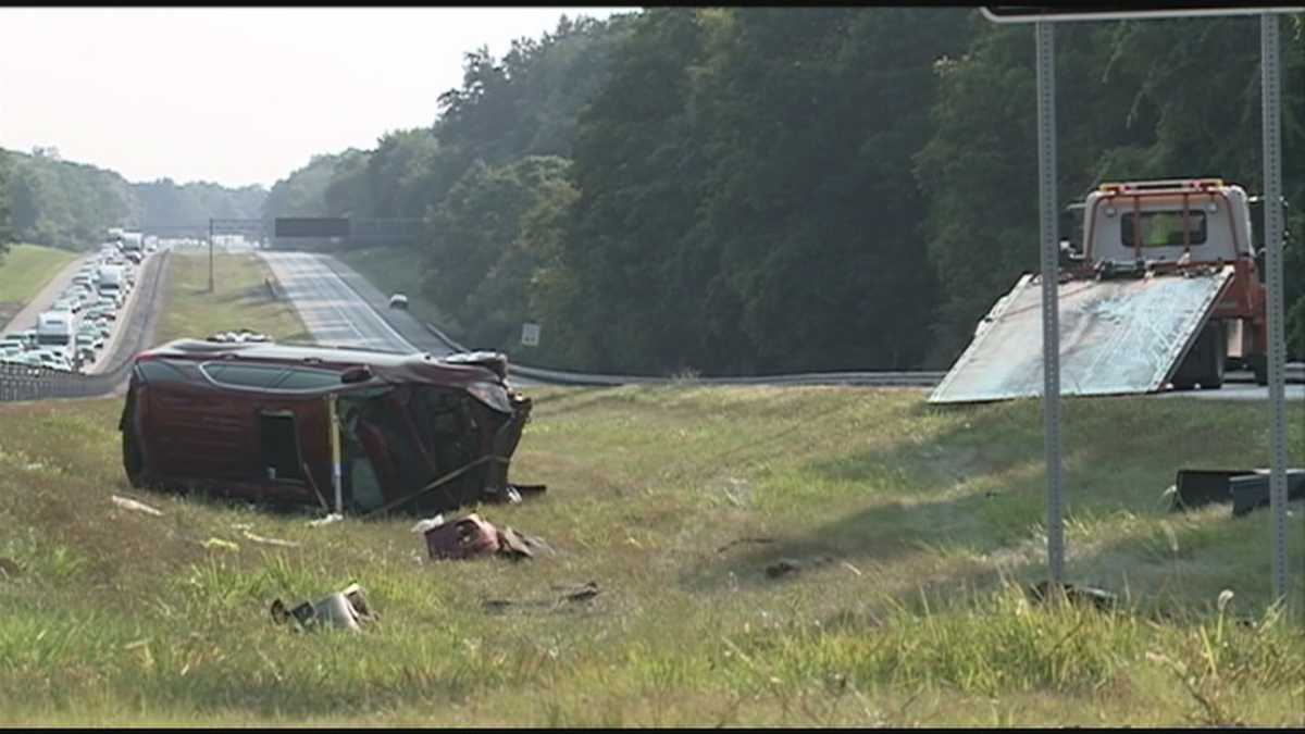 1 killed, two injured in I71 crash