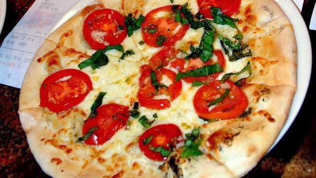 Snappy pizza locations Discounts average $5 off with a Jet's Pizza promo code or coupon. 15 Jet's Pizza coupons now on RetailMeNot.