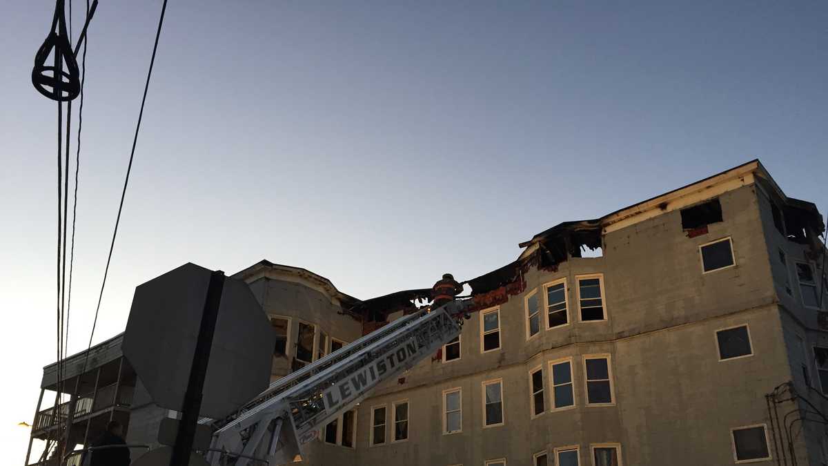 Photos Fire rips through Lewiston apartment building