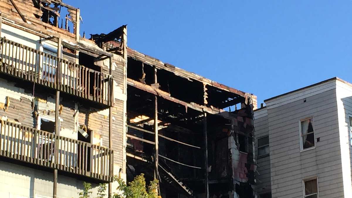 Photos Fire rips through Lewiston apartment building