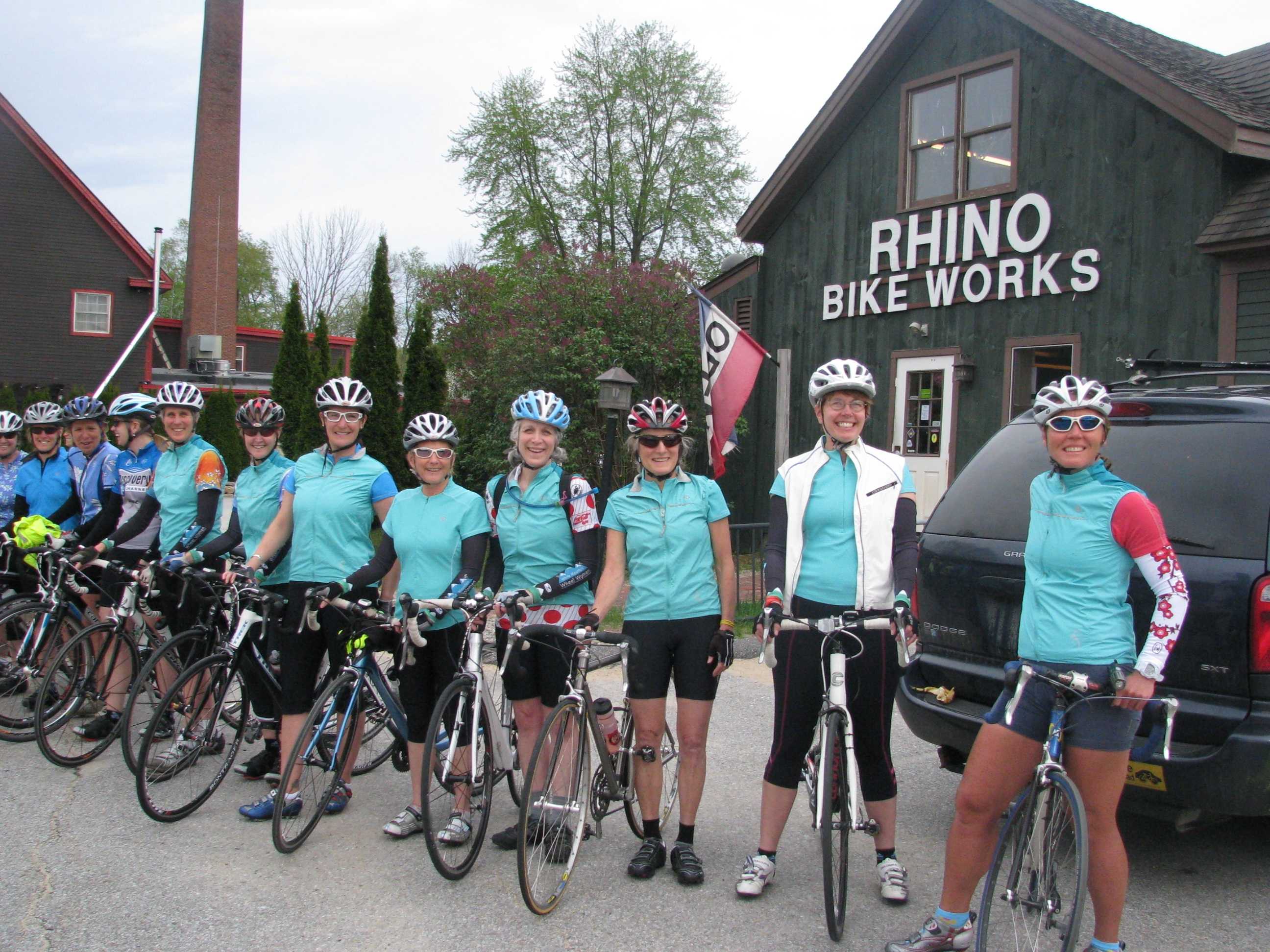 all women bike club rides weekly through beautiful nh scenery rhino bike works plymouth nh