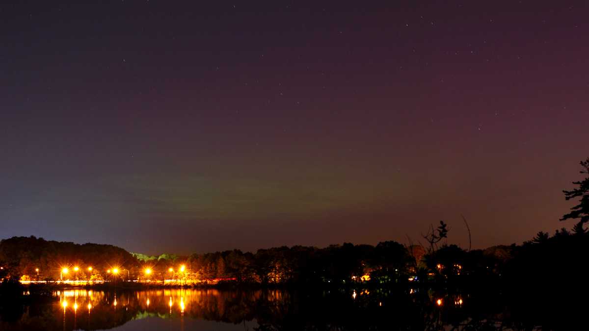 Images Northern Lights seen in New Hampshire sky