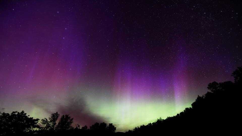 Images Northern Lights seen in New Hampshire sky