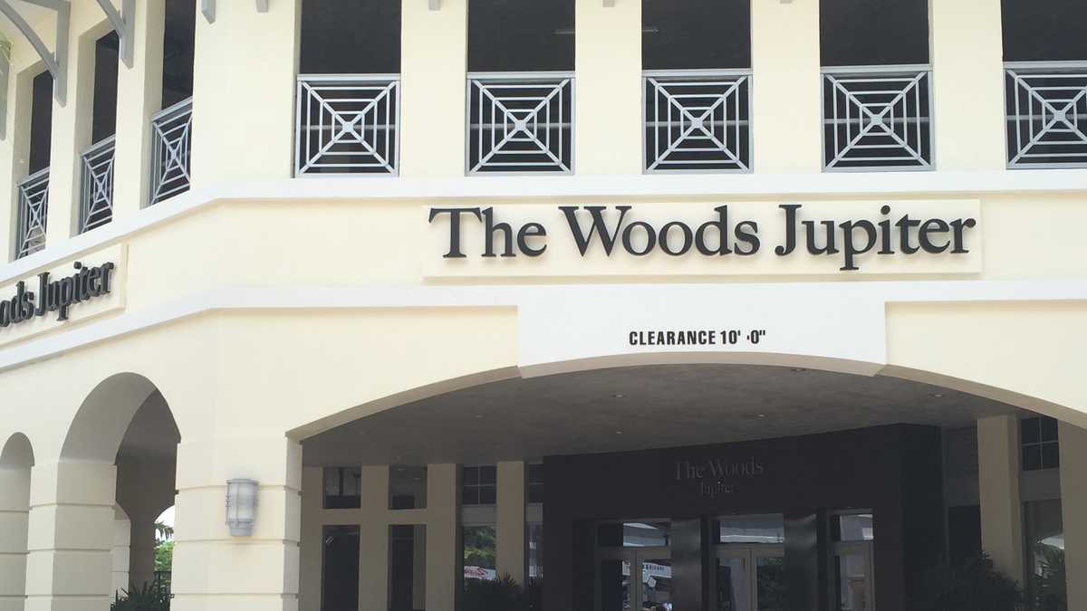 Tiger Woods restaurant set to open