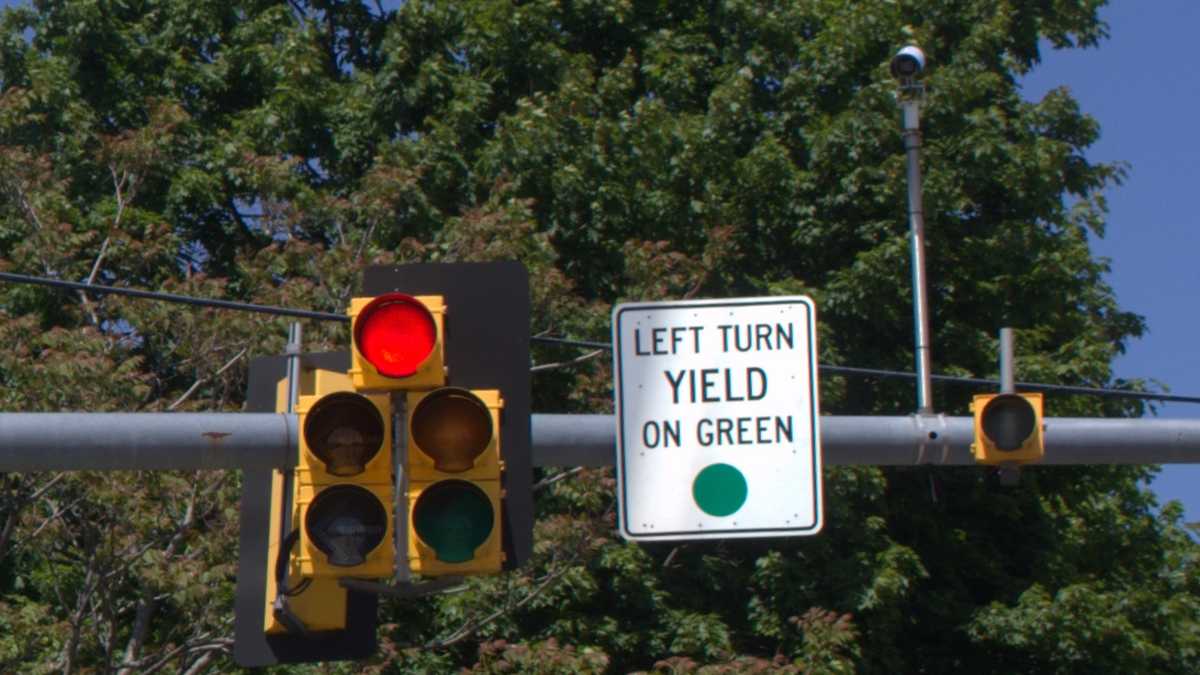 Red light cameras approved in Pittsburgh