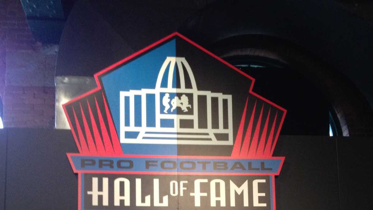 In photos Steelers Hall of Fame busts come to Heinz History Center