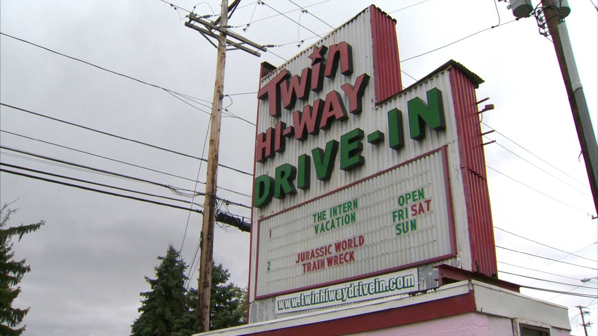 Twin Hi Way Drive In Closing Twin Hi Way Drive In Closing