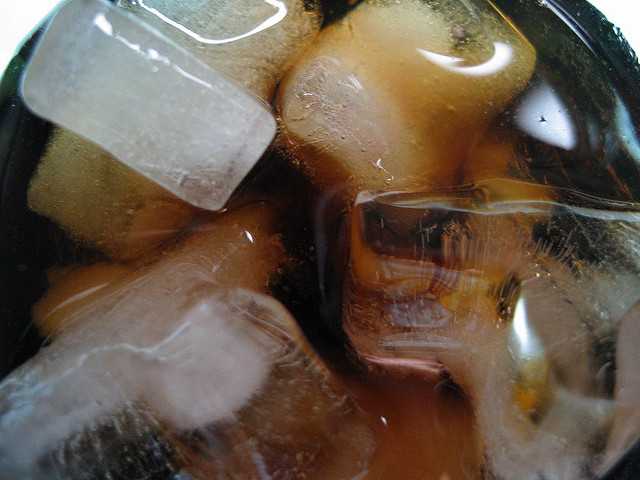 BBC: Fecal bacteria found in drinks at 3 fast-food chains