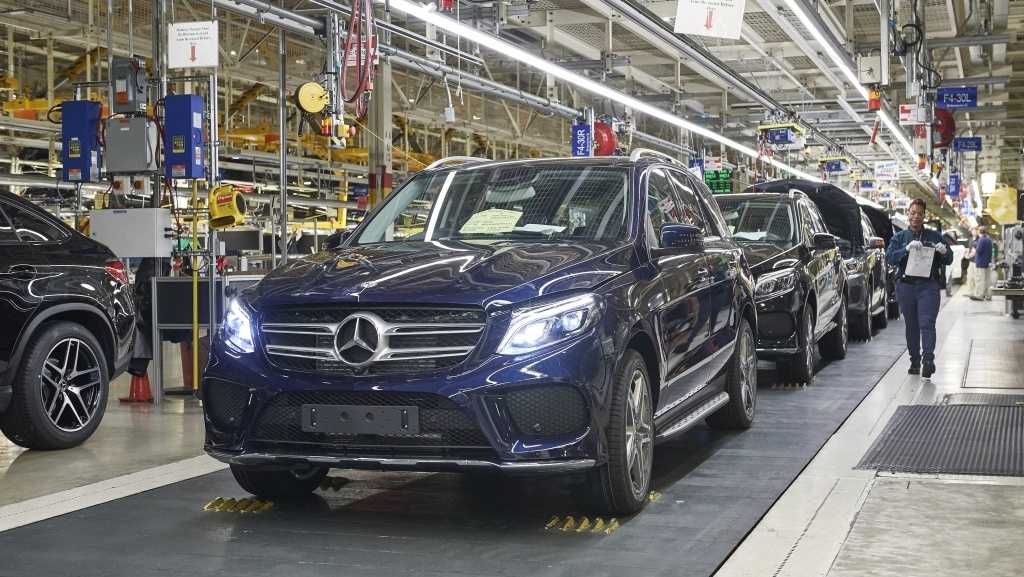Mercedes-Benz halts SUV production in Alabama due to Michigan plant fire, parts shortage