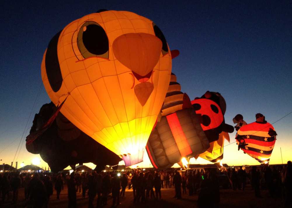 WATCH LIVE: Albuquerque International Balloon Fiesta kicks off