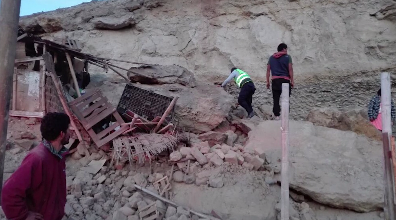 At least 1 dead, several injured as 7.1 earthquake rattles Peru