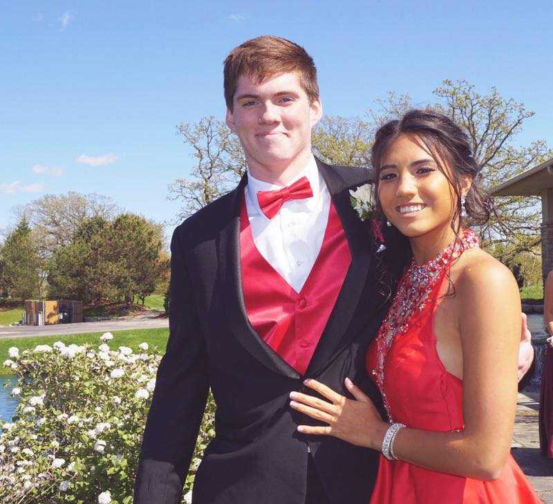 Fashion police: School demands pics of girls in dresses before dance