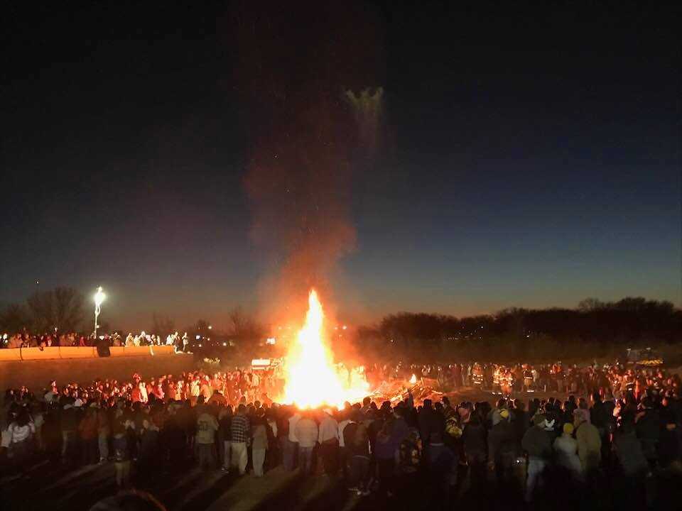 What do you see? Mysterious image spotted from Aztec memorial bonfire